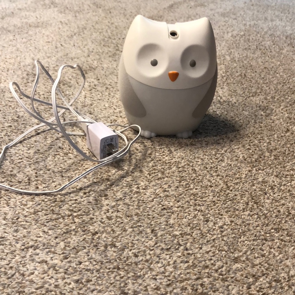 Baby sound and light maker